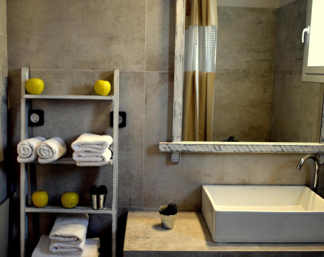 Ammos Luxury Suites Elia  Esterno foto